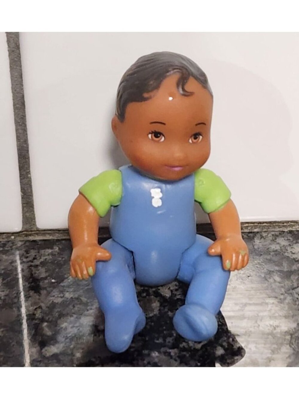 BLUE FISHER PRICE DOLLHOUSE AFRICAN AMERICAN BABY INFANT BOY GREEN SLEEVES TWIN